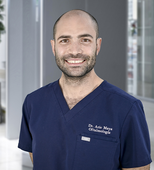 Es la foto de perfil de un oftalmólogo en Huixquilucan de Hospital Angeles Lomas.