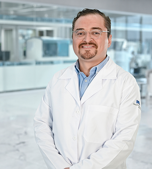 Es la foto de perfil de un oncólogo médico en Guadalajara de Hospital Angeles Del Carmen.