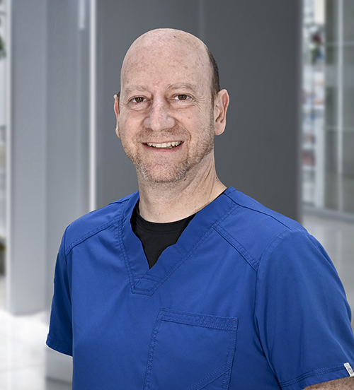 Es la foto de perfil de un neurólogo en Huixquilucan de Hospital Angeles Lomas.