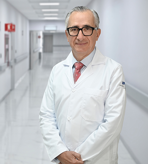 Es la foto de perfil de un ginecólogo y obstetra en Morelia de Hospital Angeles Morelia.