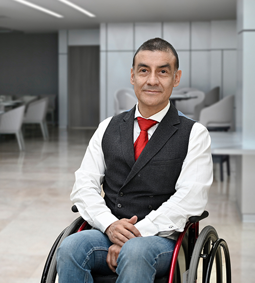 Es la foto de perfil de un neumólogo en Querétaro de Hospital Angeles Querétaro.