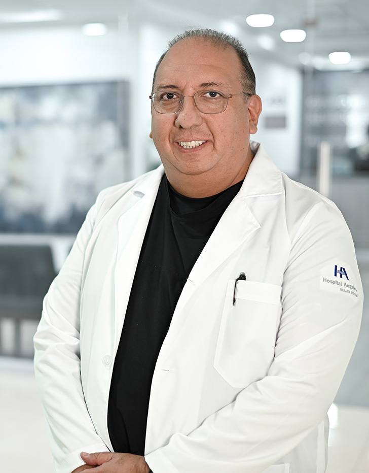 Es la foto de perfil de un ortopedista y traumatólogo en Ciudad de México de Hospital Angeles Pedregal.