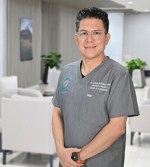 Es la foto de perfil de un ginecólogo, obstetra y especialista en biología de la reproducción en Puebla de Hospital Angeles Puebla.