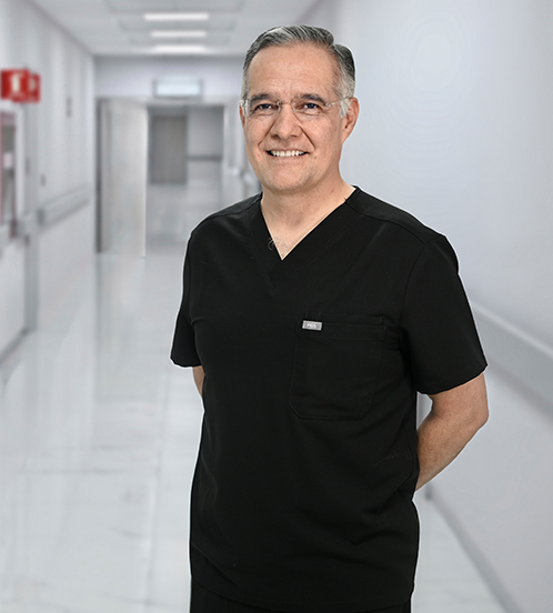 Es la foto de perfil de un urólogo en Morelia de Hospital Angeles Morelia.
