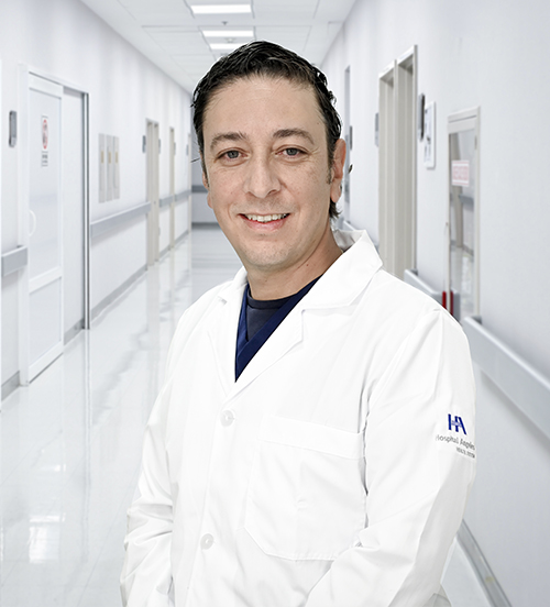 This is the profile photo of a neurosurgeon México  Hospital Angeles Clínica Londres in México City.