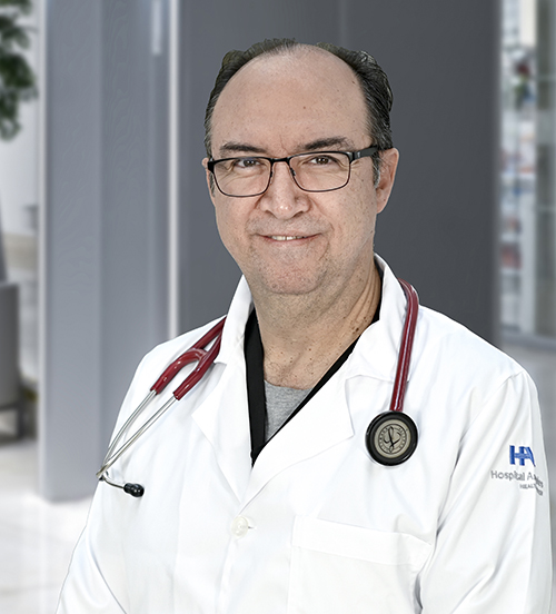 Es la foto de perfil de un neumólogo en Huixquilucan de Hospital Angeles Lomas.