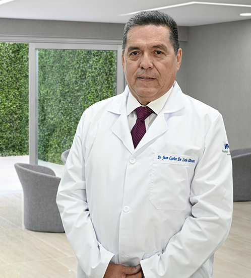 Es la foto de perfil de un cirujano neurológico en Torreón de Hospital Angeles.