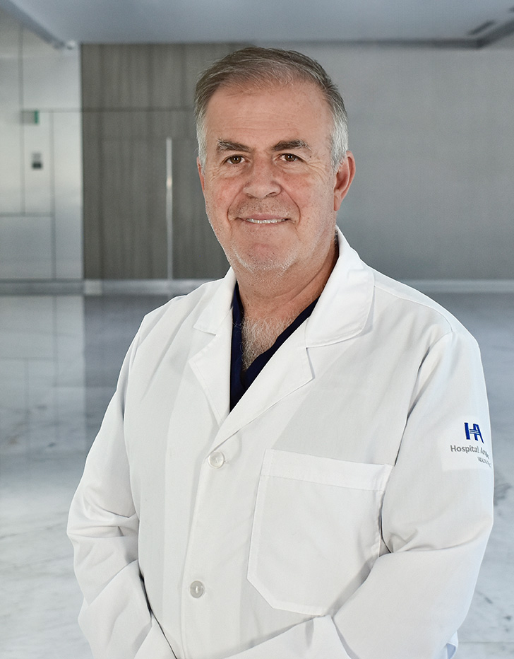 Es la foto de perfil de un cardiólogo en Querétaro de Hospital Angeles Centro Sur.