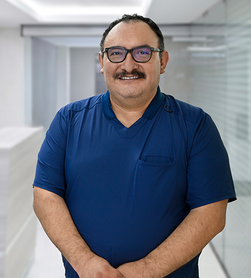 Es la foto de perfil de un urólogo en Ciudad de México de Hospital Angeles Roma.