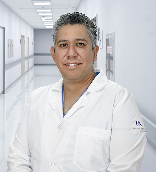 This is the profile photo of an arthroscopy specialist, orthopedic surgeon, and traumatologist México  Hospital Angeles Universidad in México City.