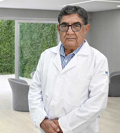 Es la foto de perfil de un urólogo en Torreón de Hospital Angeles Torreón.