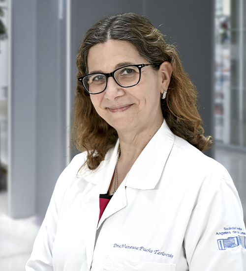 Es la foto de perfil de una nutrióloga en Huixquilucan de Hospital Angeles Lomas.