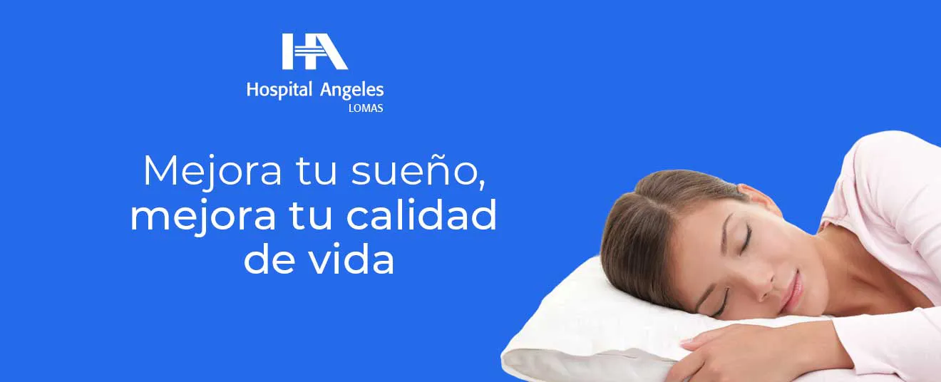 Médico coloca la mano en el hombro de paciente durante consulta en la Clínica del Sueño de Hospital Angeles Lomas por trastornos del sueño.

